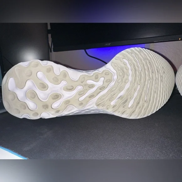 Nike React Infinity Run Flyknit 2 - Picture 11 of 12